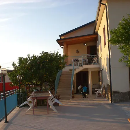 Casa Con Piccolo Giardino * Agropoli